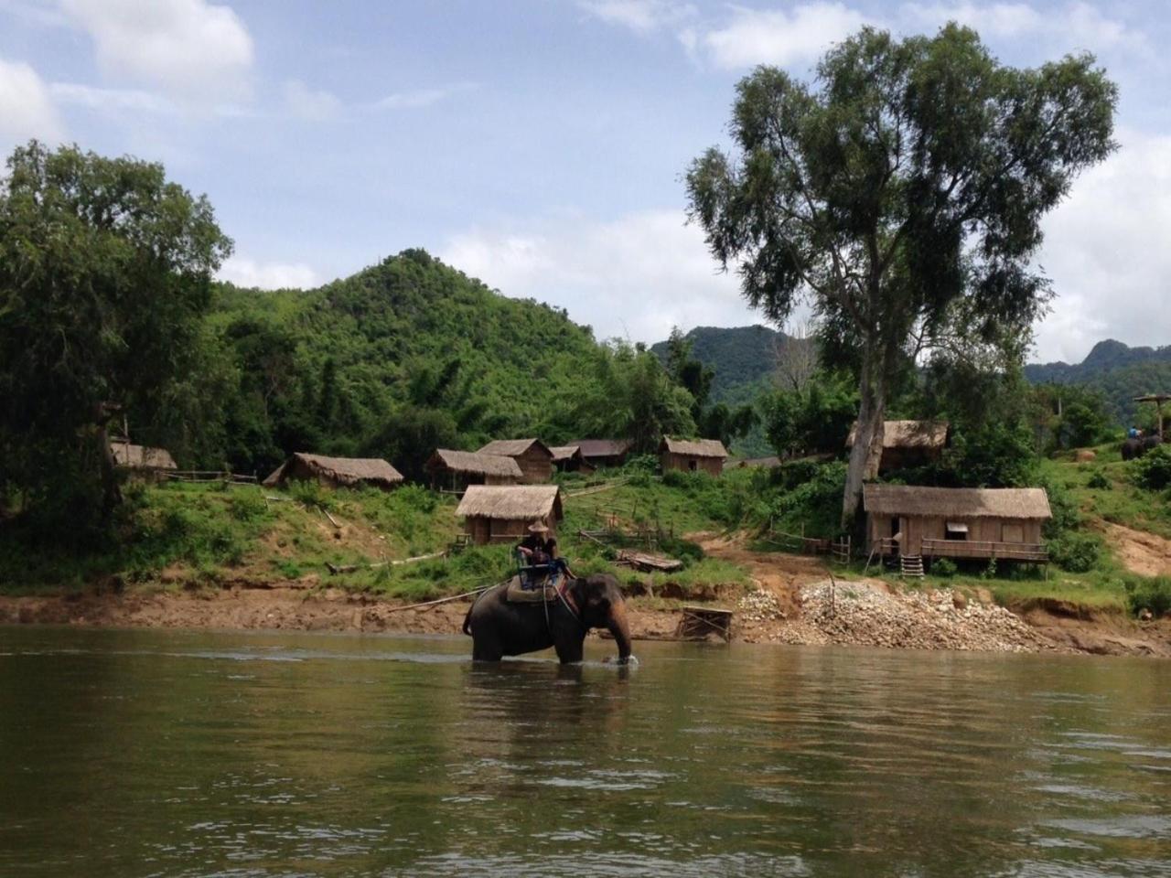 Rimwang The River Life Hotel Sai Yok Exterior photo