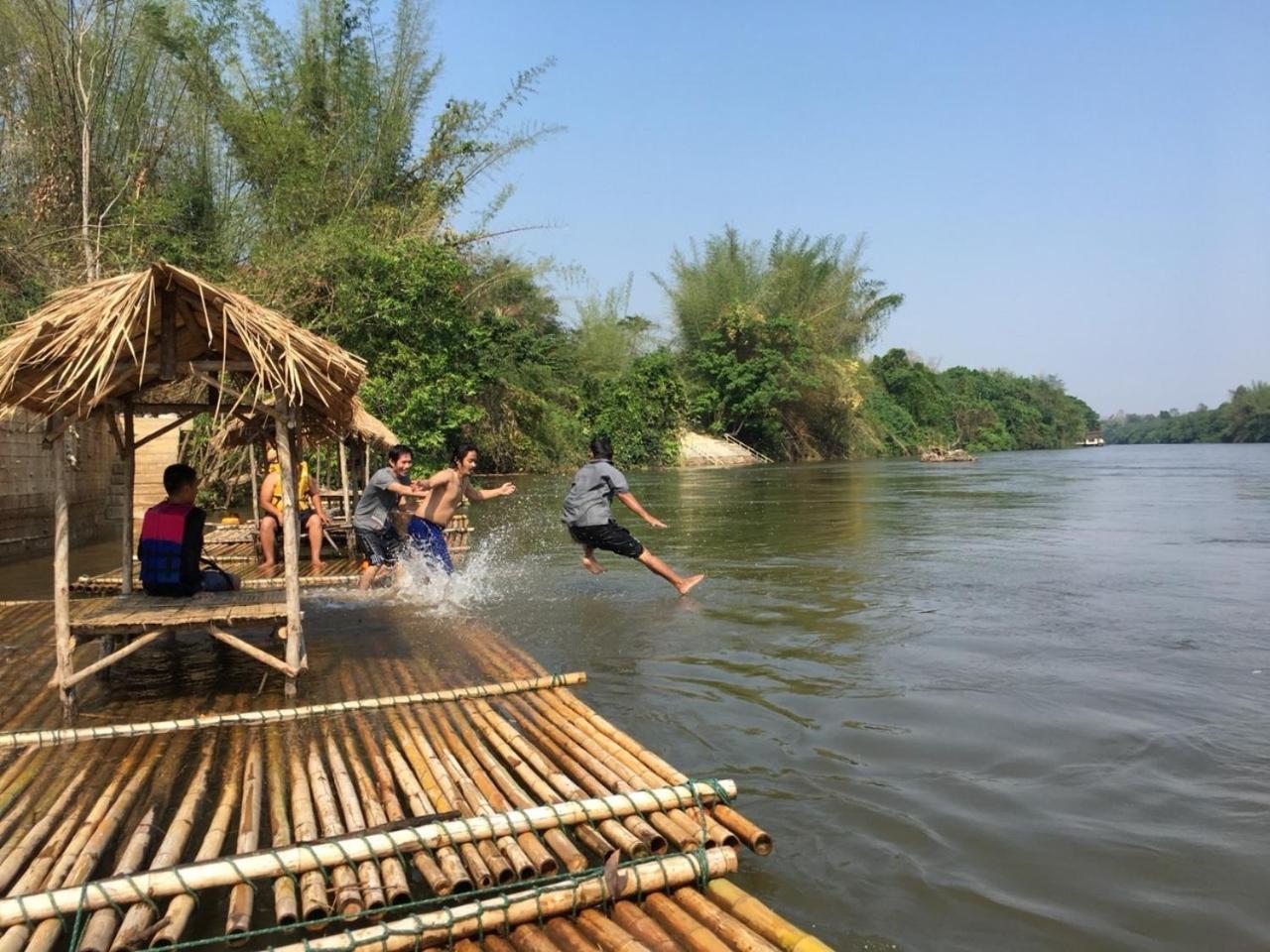 Rimwang The River Life Hotel Sai Yok Exterior photo